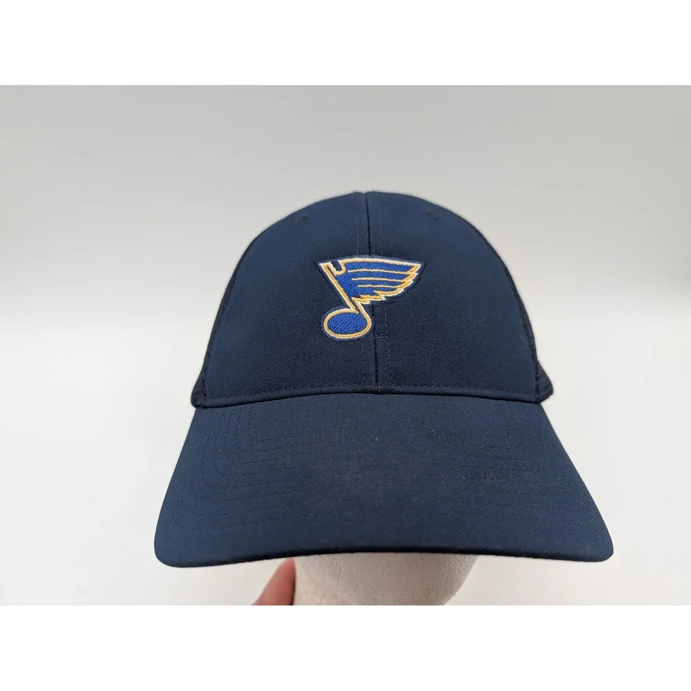 Nike St Louis Blues NHL Trucker Hat Navy Blue Mesh Flexfit Hat Size M/L